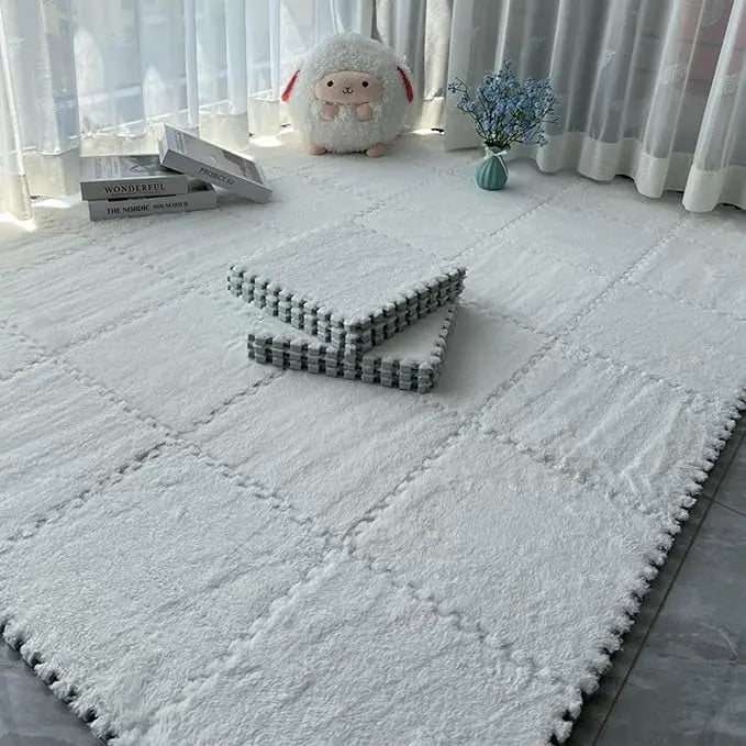 ComfortTiles™ | Mjuka, modulära golvplattor som skapar trygg lek – och snygg inredning. (10-pack)